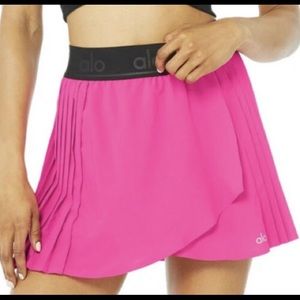Alo Yoga pink tennis skirt